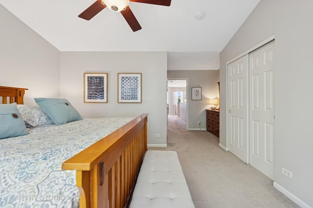 950 Genesee Dr, Naperville, IL 60563 - bedroom with light colored carpet, a closet, and a ceiling fan