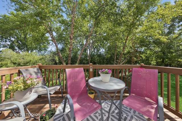 950 Genesee Dr, Naperville, IL 60563 - view of wooden deck