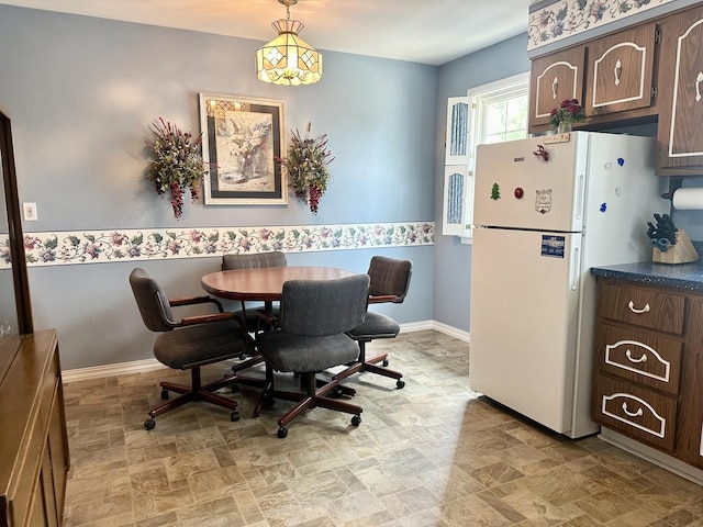 411 1st Ave, Ottawa, IL 61350 - dining area with stone finish floors