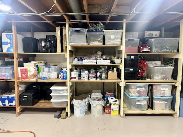 411 1st Ave, Ottawa, IL 61350 - view of storage room