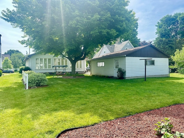 411 1st Ave, Ottawa, IL 61350 - view of grassy yard