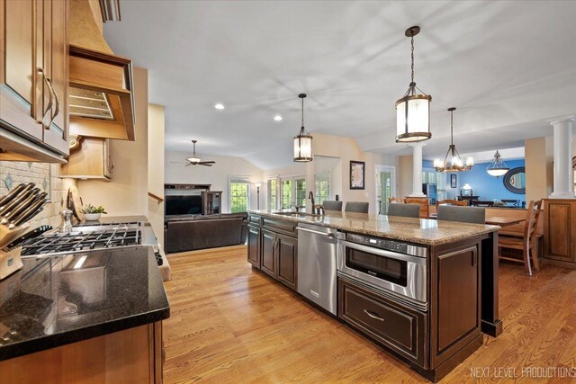 325 N Pine St, Geneva, IL 60134 - photo 5