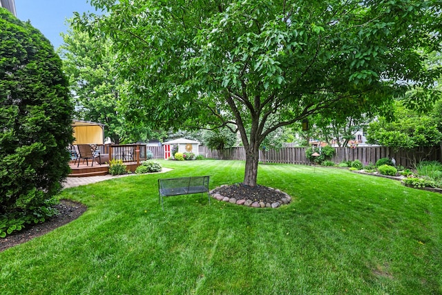 747 Warwick Ct, Carol Stream, IL 60188 - fenced backyard featuring a deck