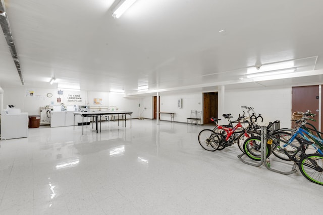 garage featuring independent washer and dryer