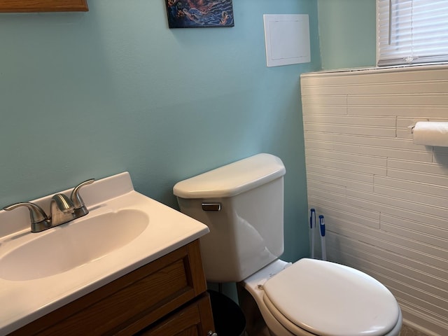 535 N Midlothian Rd, Mundelein, IL 60060 - half bathroom featuring toilet and vanity