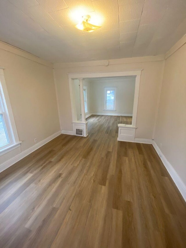 1350 E Chestnut St, Kankakee, IL 60901 - unfurnished room featuring wood finished floors and baseboards