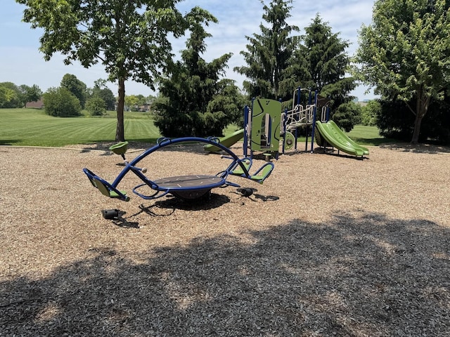 1554 Chickasaw Dr, Naperville, IL 60563 - community play area with a lawn
