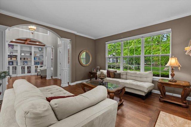 414 Morgan Ln, Fox River Grove, IL 60021 - photo 11