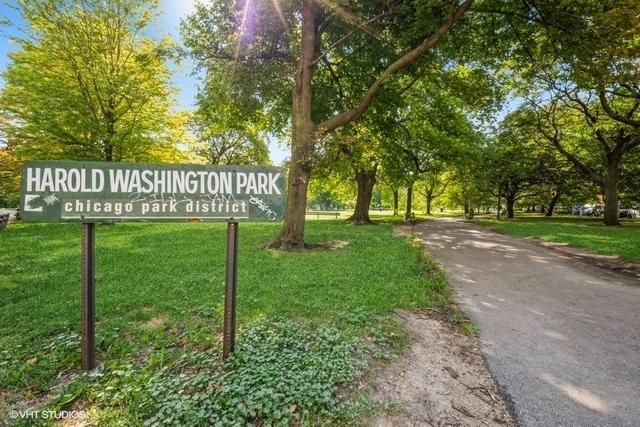 5050 S E End Ave Unit 9C, Chicago, IL 60615 - view of property's community with a yard