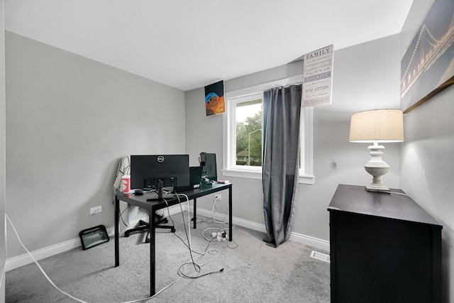 816 Blackhawk Dr, University Park, IL 60484 - carpeted home office with baseboards