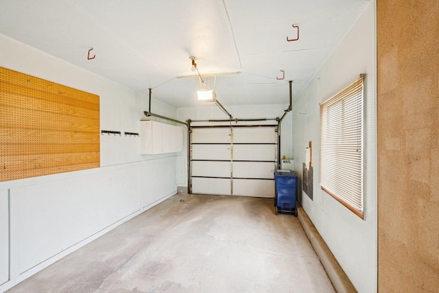 12 N Waterford Dr Unit 0, Schaumburg, IL 60194 - garage with a garage door opener