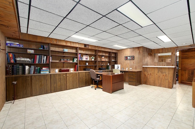 440 E Walnut St, Roselle, IL 60172 - office area with wood walls, built in study area, and built in features