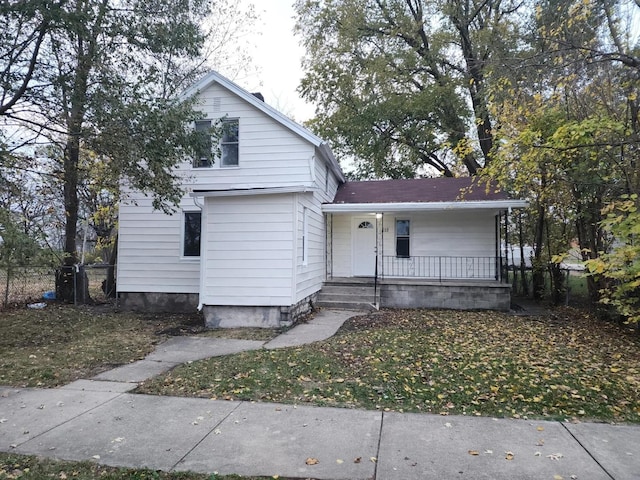 818 N Rosewood Ave, Kankakee, IL 60901 - photo 1