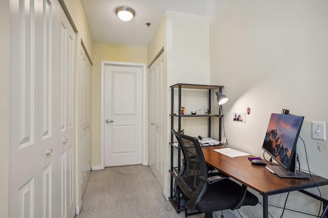 1159 N Hudson St Unit 1-101, Chicago, IL 60610 - office area featuring light colored carpet and baseboards