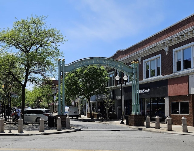 2624 W Catalpa Ave Unit 14, Chicago, IL 60625 - view of property
