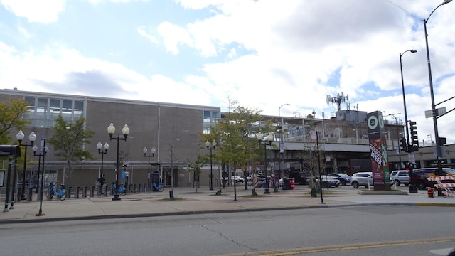 2624 W Catalpa Ave Unit 14, Chicago, IL 60625 - view of building exterior