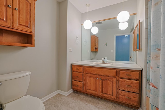1831 E Camp Mcdonald Rd Unit 0, Mount Prospect, IL 60056 - bathroom featuring vanity and a shower with curtain