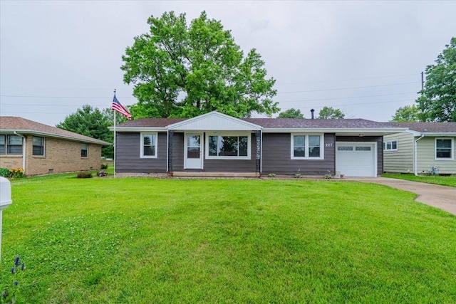 207 Cedar Dr, Clinton, IL 61727 - photo 1
