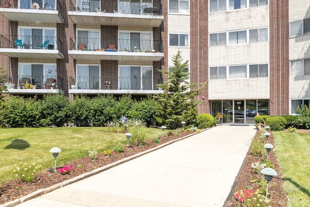 5540 Walnut Ave Unit 9A, Downers Grove, IL 60515 - view of apartment building / complex