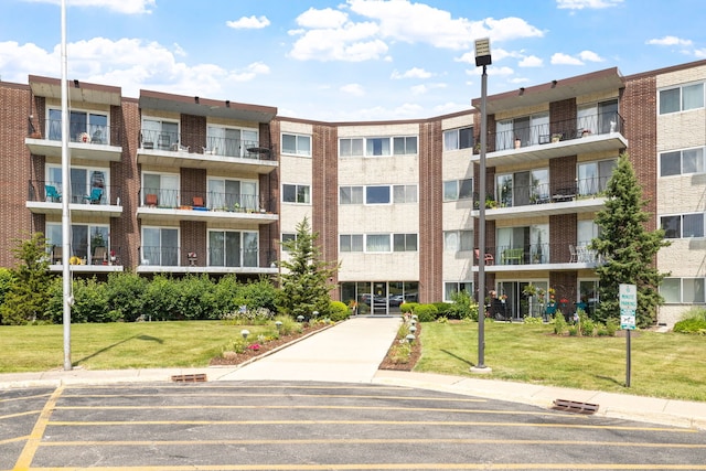 5540 Walnut Ave Unit 9A, Downers Grove, IL 60515 - view of apartment building / complex