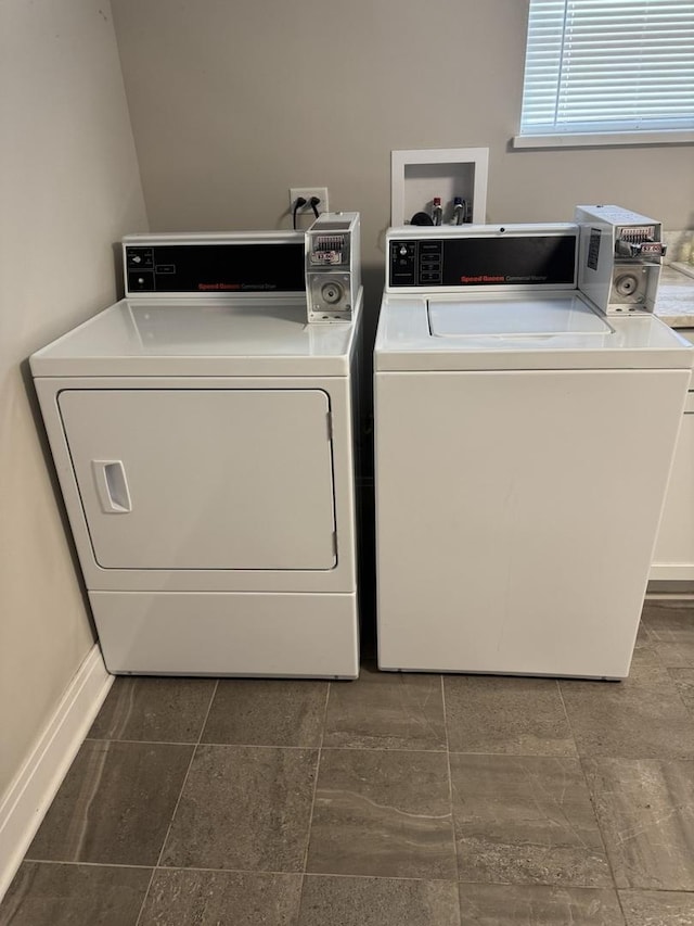 7743 Cronin Ave, Justice, IL 60458 - laundry room with washer and dryer and baseboards