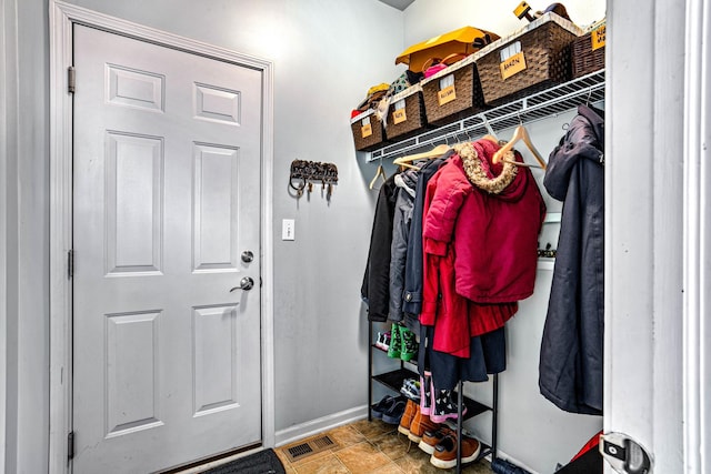184 Primrose Ln, Bartlett, IL 60103 - mudroom with baseboards