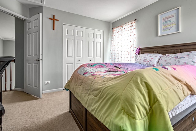 184 Primrose Ln, Bartlett, IL 60103 - bedroom with carpet flooring, a closet, and ornamental molding