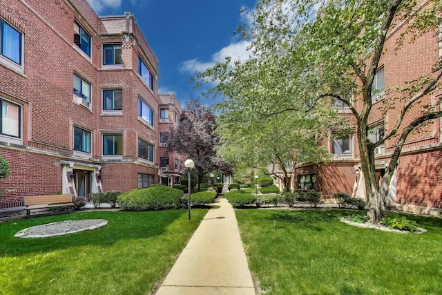 906 W Sunnyside Ave Unit 2A, Chicago, IL 60640 - photo 1