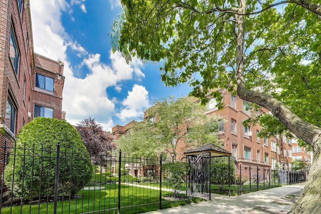 906 W Sunnyside Ave Unit 2A, Chicago, IL 60640 - photo 2