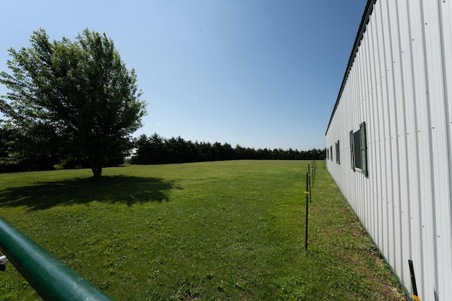 1392 Red Brick Rd, Dixon, IL 61021 - view of green lawn