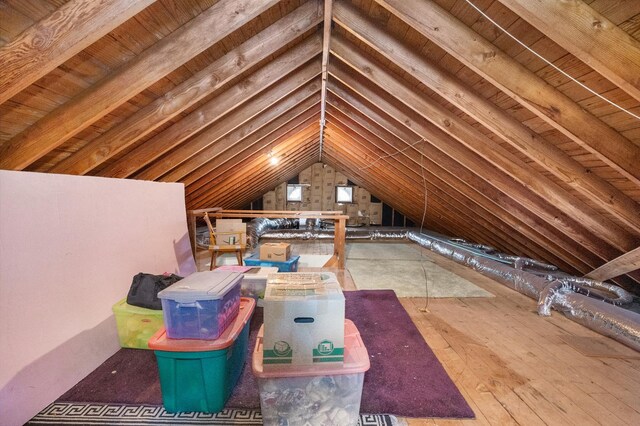 1050 N 8th St, Rochelle, IL 61068 - view of attic