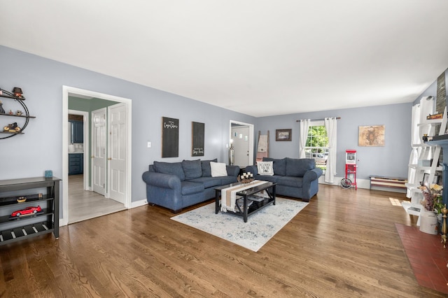 1050 N 8th St, Rochelle, IL 61068 - living room featuring wood finished floors