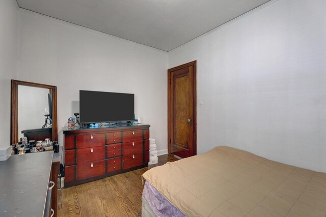 2916 N Melvina Ave, Chicago, IL 60634 - bedroom with wood finished floors