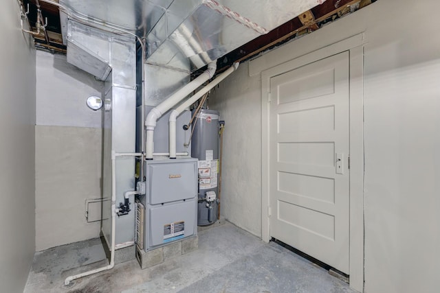 2916 N Melvina Ave, Chicago, IL 60634 - utility room featuring water heater