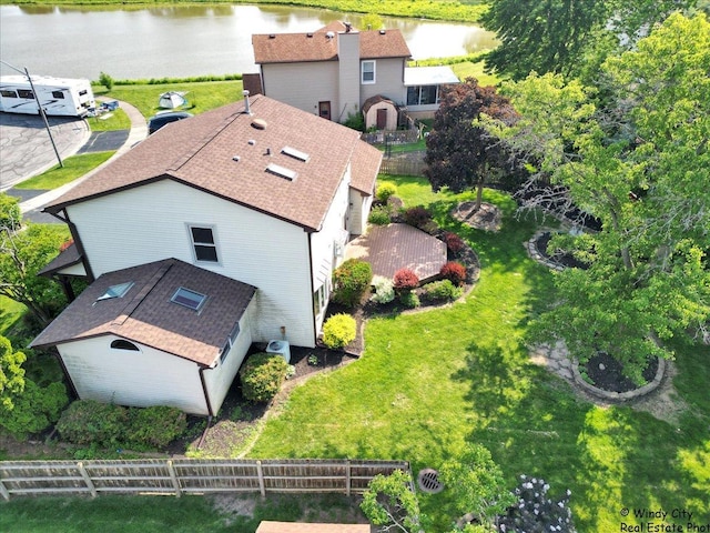 590 Woodcrest Ct, Carol Stream, IL 60188 - aerial view of property and surrounding area featuring a nearby body of water