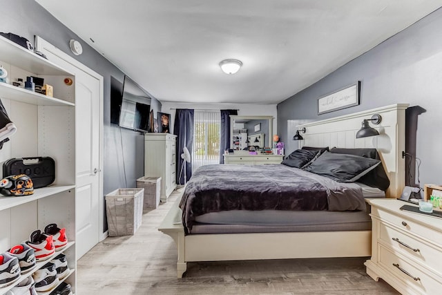 7740 Monitor Ave, Burbank, IL 60459 - bedroom with light wood finished floors