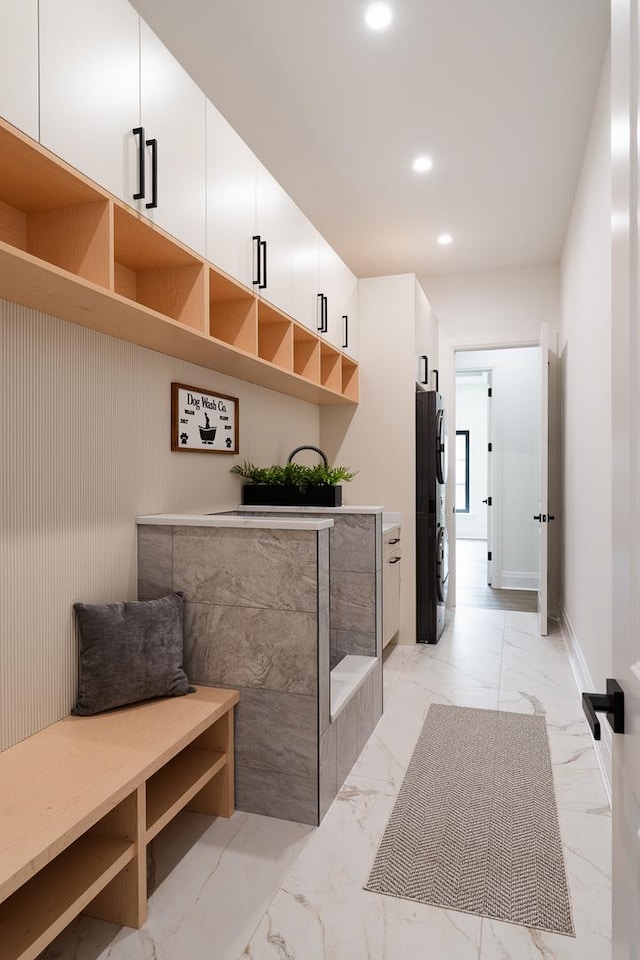 1847 Dexter Ln, Des Plaines, IL 60018 - mudroom featuring recessed lighting and light marble finish flooring