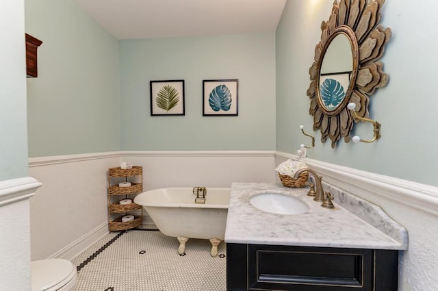 26 Carriage House Ln, Orland Park, IL 60467 - full bathroom with a freestanding bath and vanity
