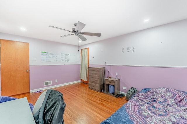 1820 Maple Ave, Berwyn, IL 60402 - bedroom featuring wood finished floors, recessed lighting, and a ceiling fan