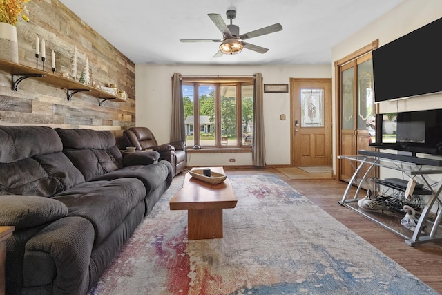 277 Mcmillan St, Grayslake, IL 60030 - living area with wood finished floors and a ceiling fan