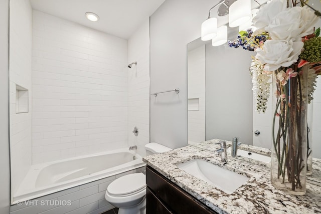 2503 N Maplewood Ave, Chicago, IL 60647 - bathroom with vanity, washtub / shower combination, and recessed lighting