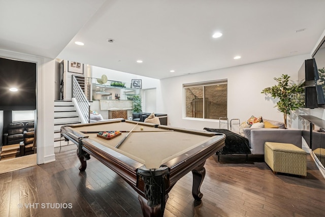 2503 N Maplewood Ave, Chicago, IL 60647 - playroom featuring hardwood / wood-style floors, billiards, and recessed lighting