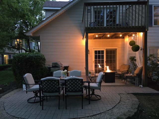 1530 Laurel Oaks Dr, Streamwood, IL 60107 - view of patio with a fire pit and outdoor dining area
