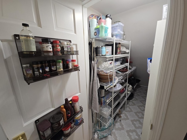1530 Laurel Oaks Dr, Streamwood, IL 60107 - view of pantry