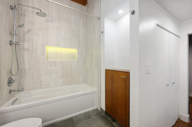400 S Green St Unit 406, Chicago, IL 60607 - bathroom featuring bathtub / shower combination
