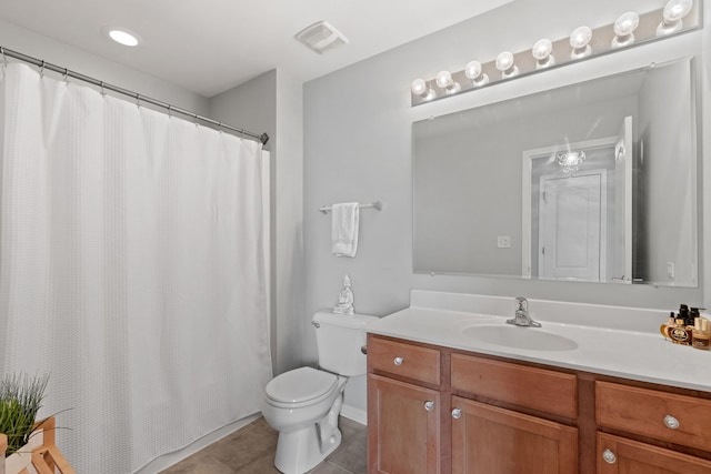 3072 Bridgeham St, Elgin, IL 60124 - full bathroom with vanity, tile patterned floors, and a shower with shower curtain