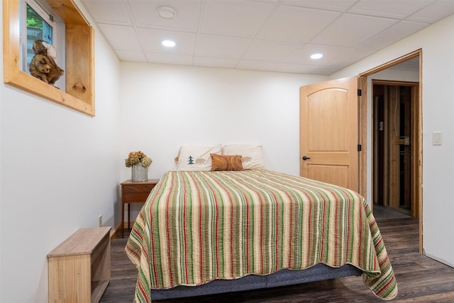 13153 E 1920 N Rd, Pontiac, IL 61764 - bedroom featuring dark wood-type flooring and recessed lighting