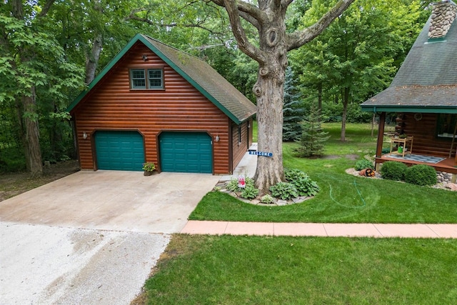 13153 E 1920 N Rd, Pontiac, IL 61764 - garage featuring driveway