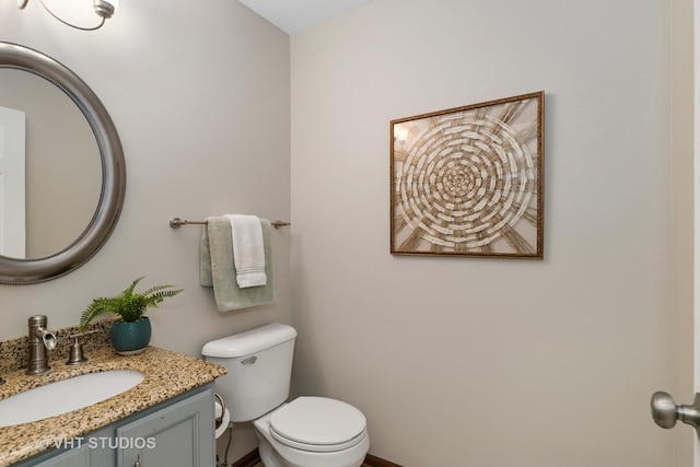 1580 Verde Ln, Mundelein, IL 60060 - half bath featuring toilet and vanity