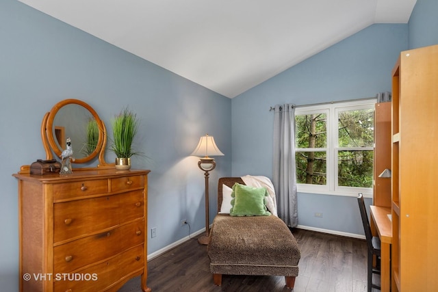 1580 Verde Ln, Mundelein, IL 60060 - sitting room with vaulted ceiling and wood finished floors